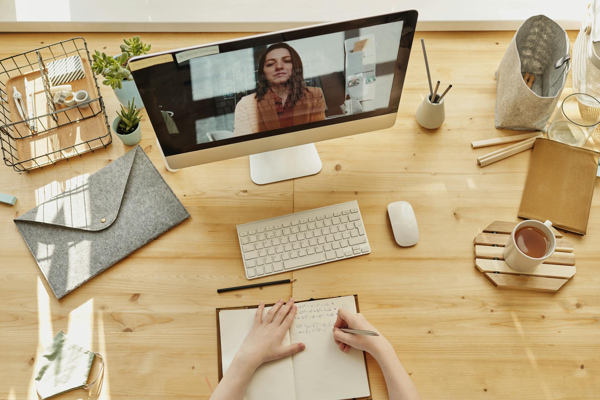 skypessä