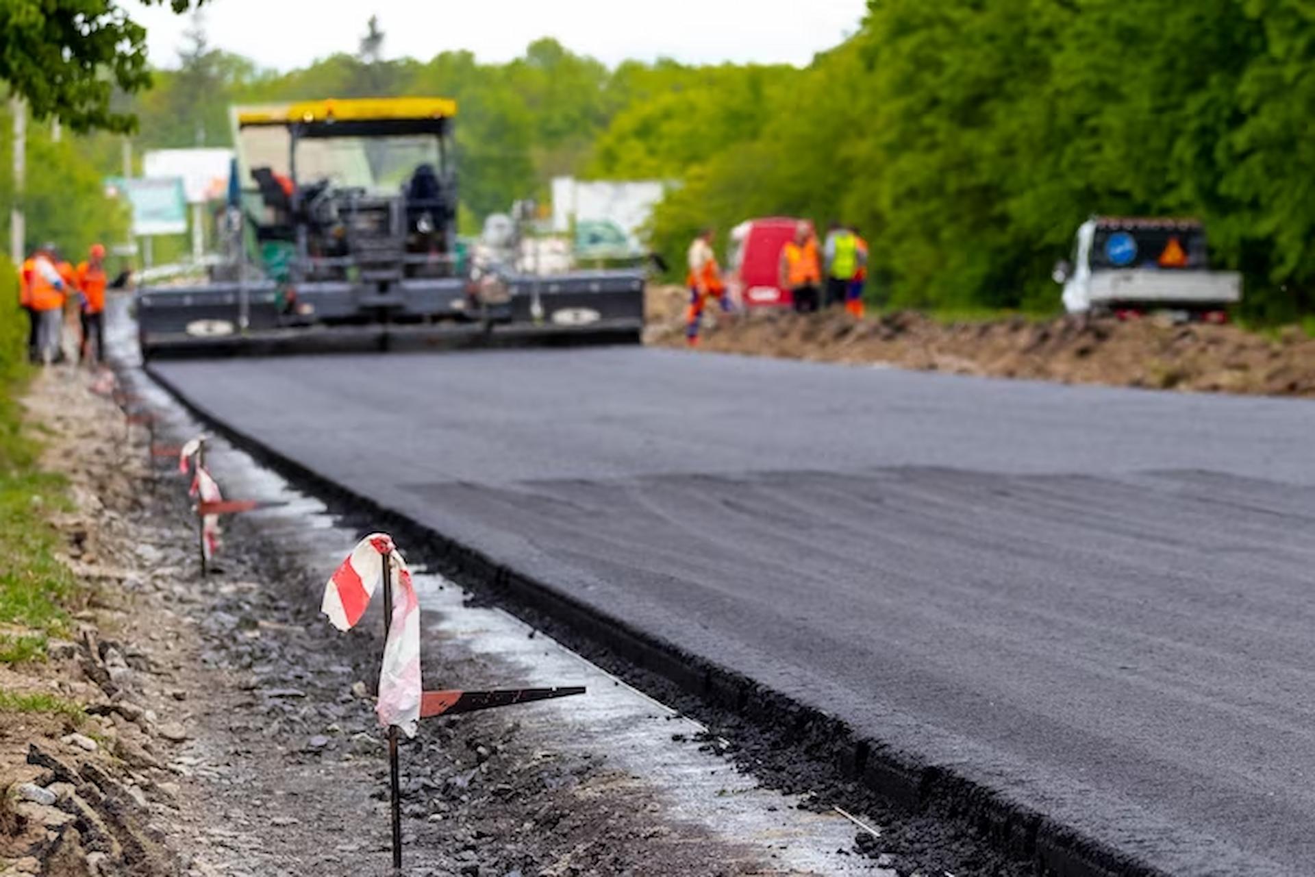 tar and chip paving